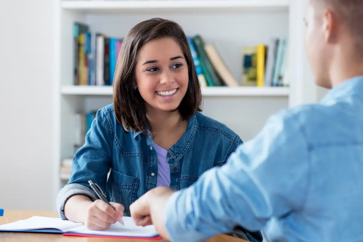 how to find private English students