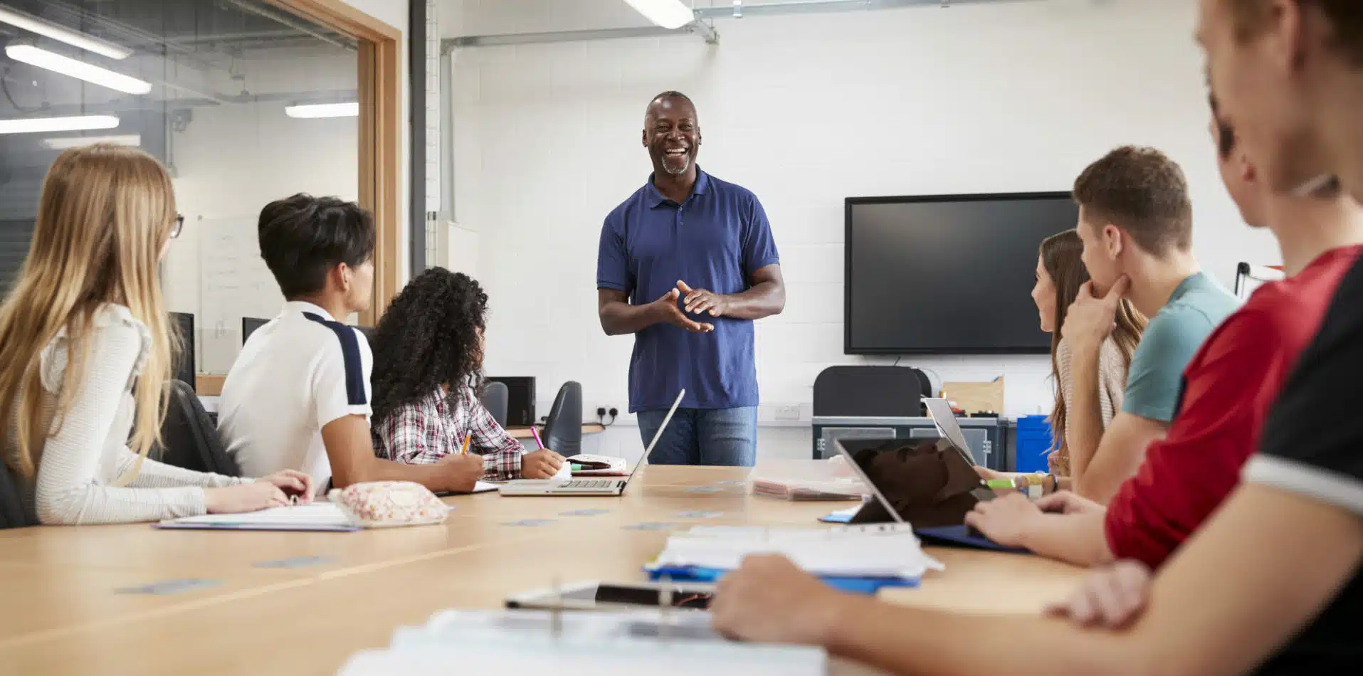 Is TEFL a career? Some TEFL teachers become teacher trainers.