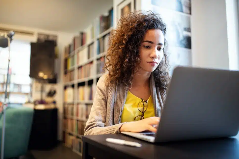 How Can I Become an Online English Teacher?