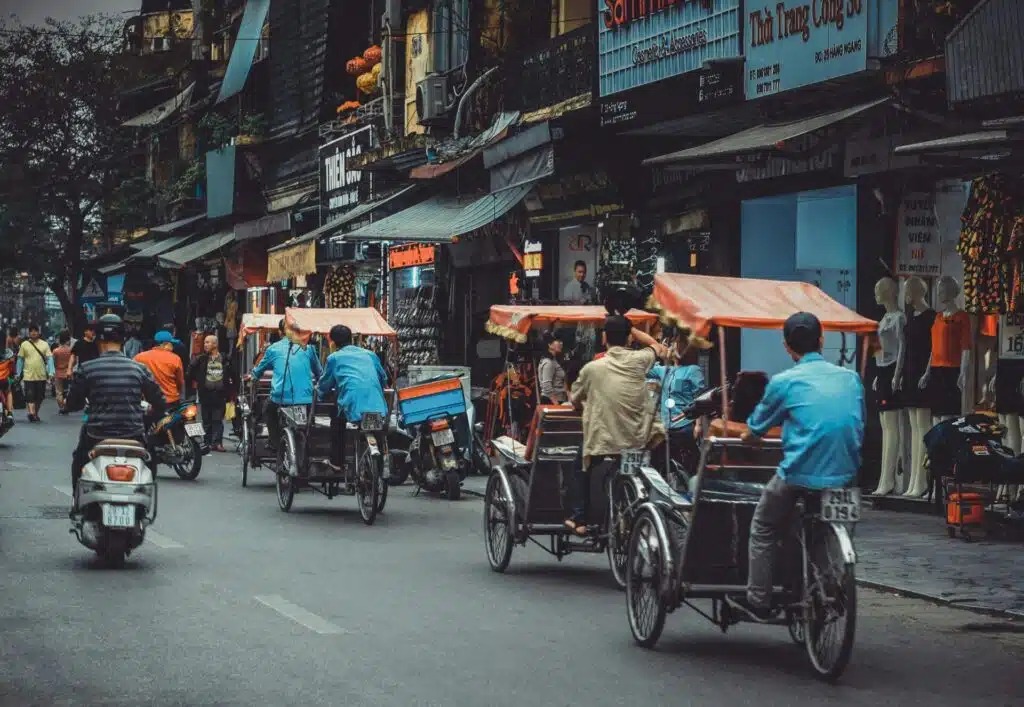 salaries in vietnam