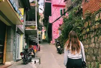 Teacher Taylor walking the streets of Vietnam, enjoying the freedom to travel and teach English online